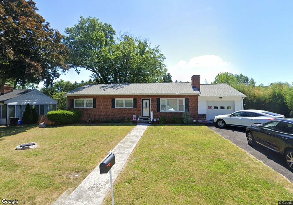 420 Beechcroft Rd, Winchester, VA 22601 - photo 1