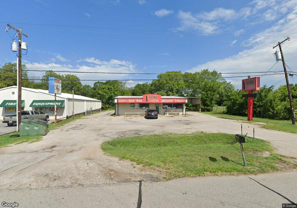 4901 Texoma Pkwy, Denison, TX 75020 - photo 1