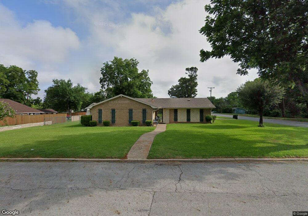 1001 W Johnson St, Denison, TX 75020 - photo 1