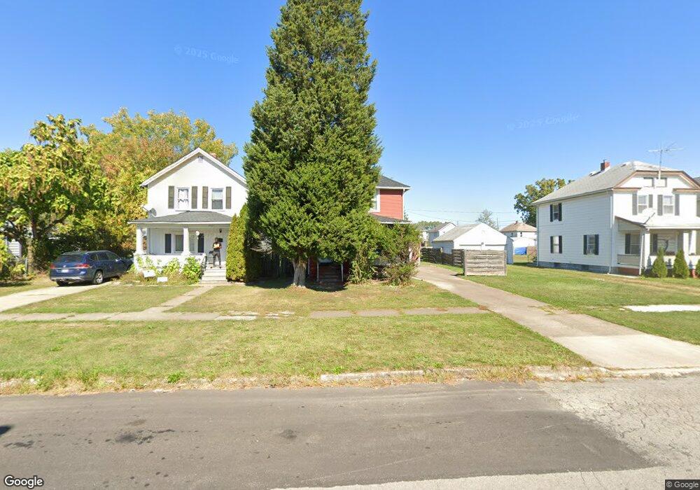 2429 E 30th St, Lorain, OH 44055 - photo 1