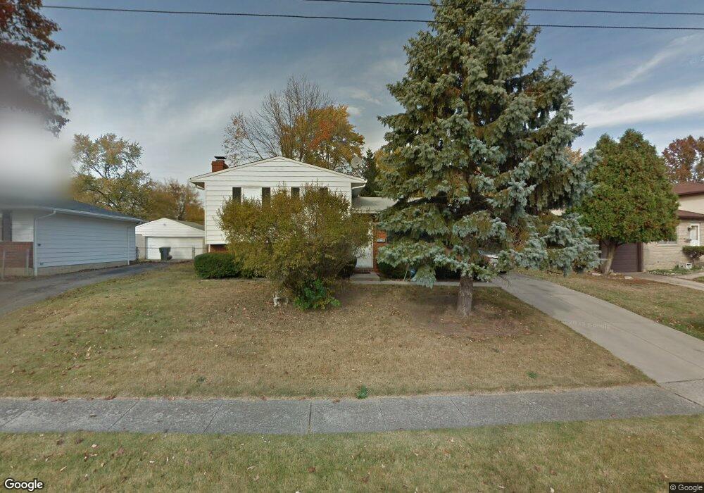 1880 Ormond Ave, Columbus, OH 43224 - photo 1