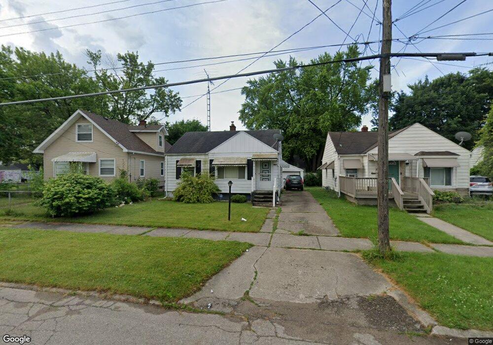 2434 Kentucky Ave, Flint, MI 48506 - photo 1