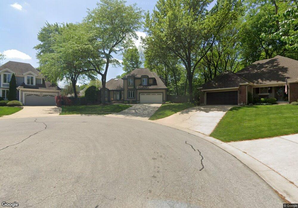 10562 Westgate St, Lenexa, KS 66215 - photo 1