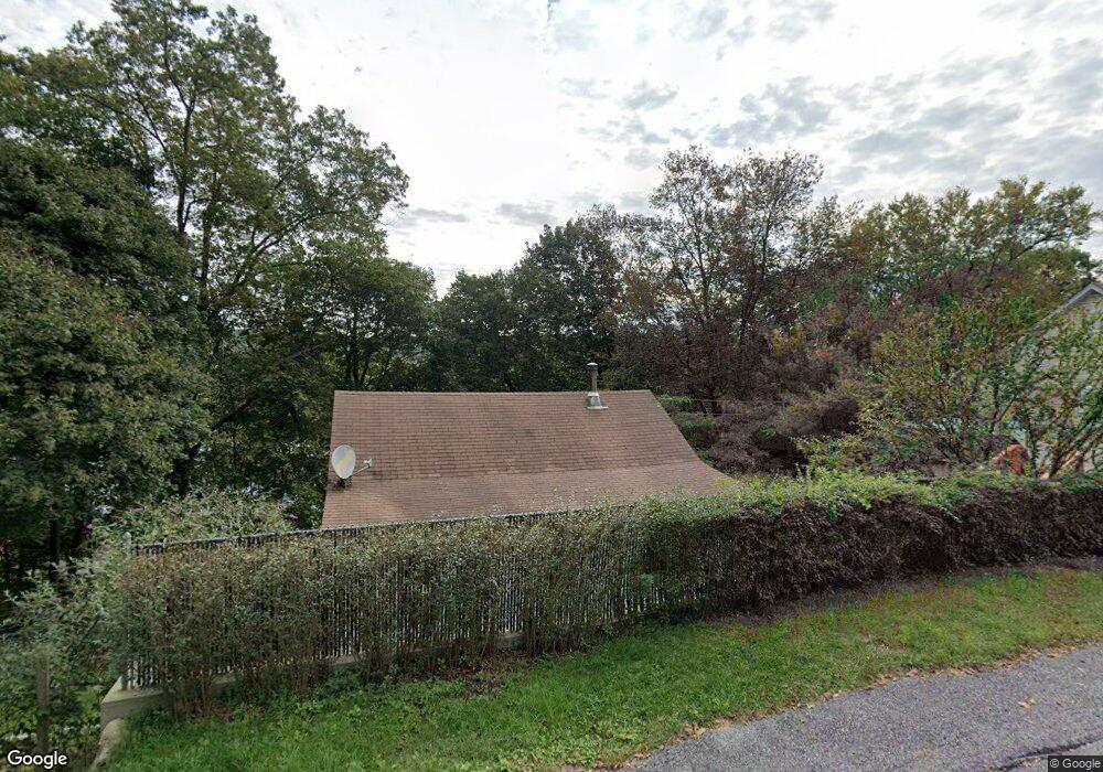 84 Hewitt St, Lake Peekskill, NY 10537 - photo 1