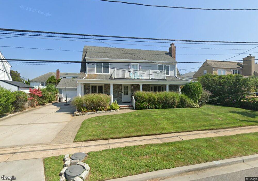 40 Oneida Ave, Atlantic Beach, NY 11509 - photo 1