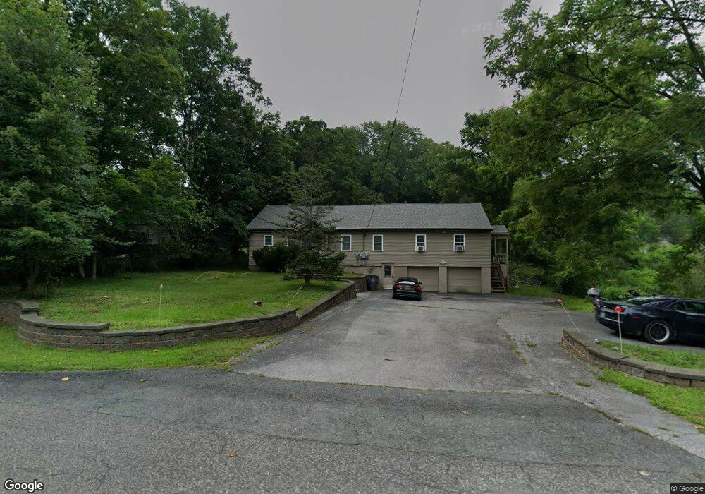 616 Vassar Rd, Poughkeepsie, NY 12603 - photo 1