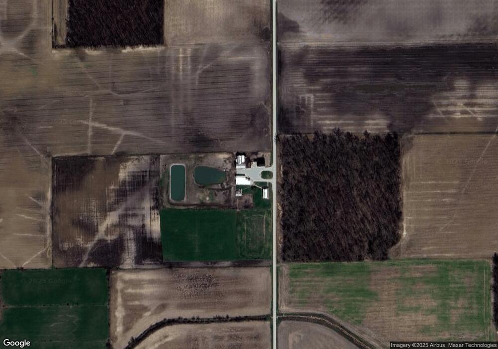 9404 S 550 E, Geneva, IN 46740 - photo 1