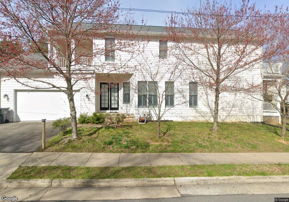 7000 Memorial Heights Dr, Alexandria, VA 22306 - photo 1