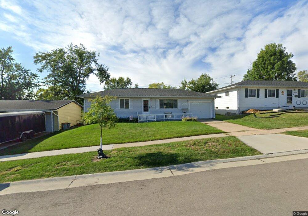 4309 Midway Dr NW, Cedar Rapids, IA 52405 - photo 1