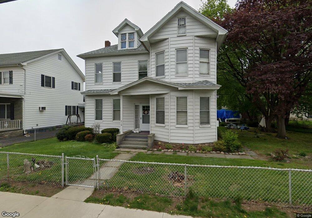 510 Main St, Peckville, PA 18452 - photo 1