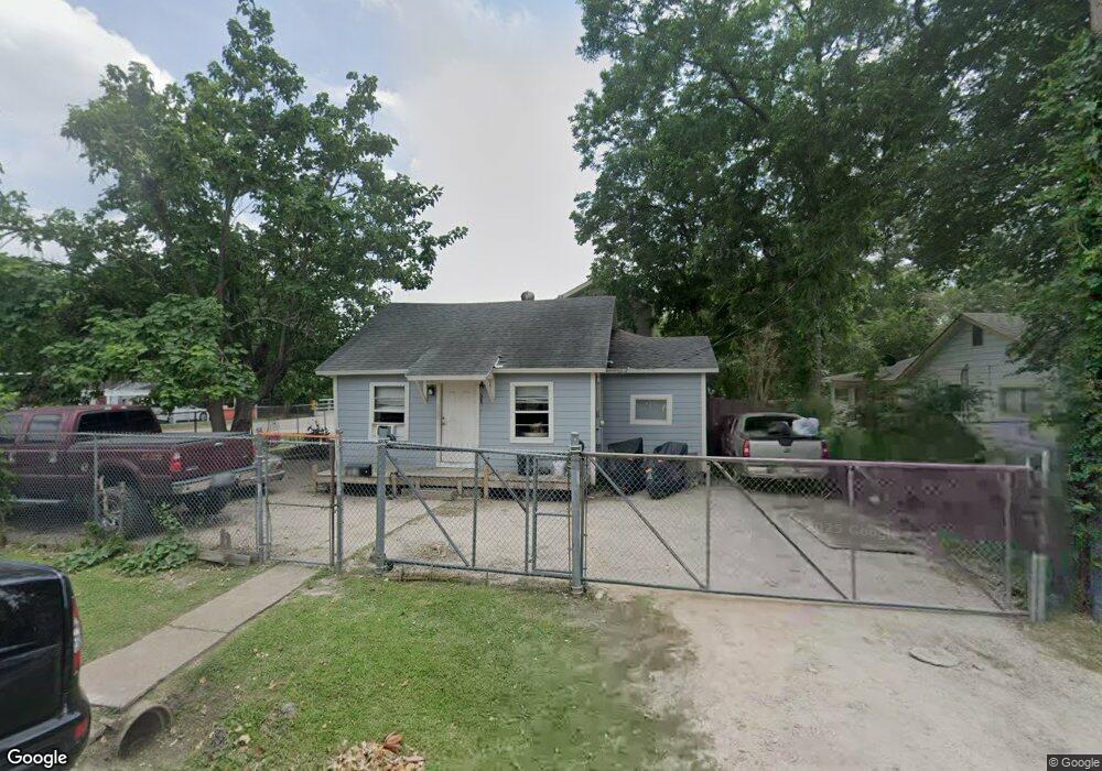 510 Neyland St, Houston, TX 77022 - photo 1