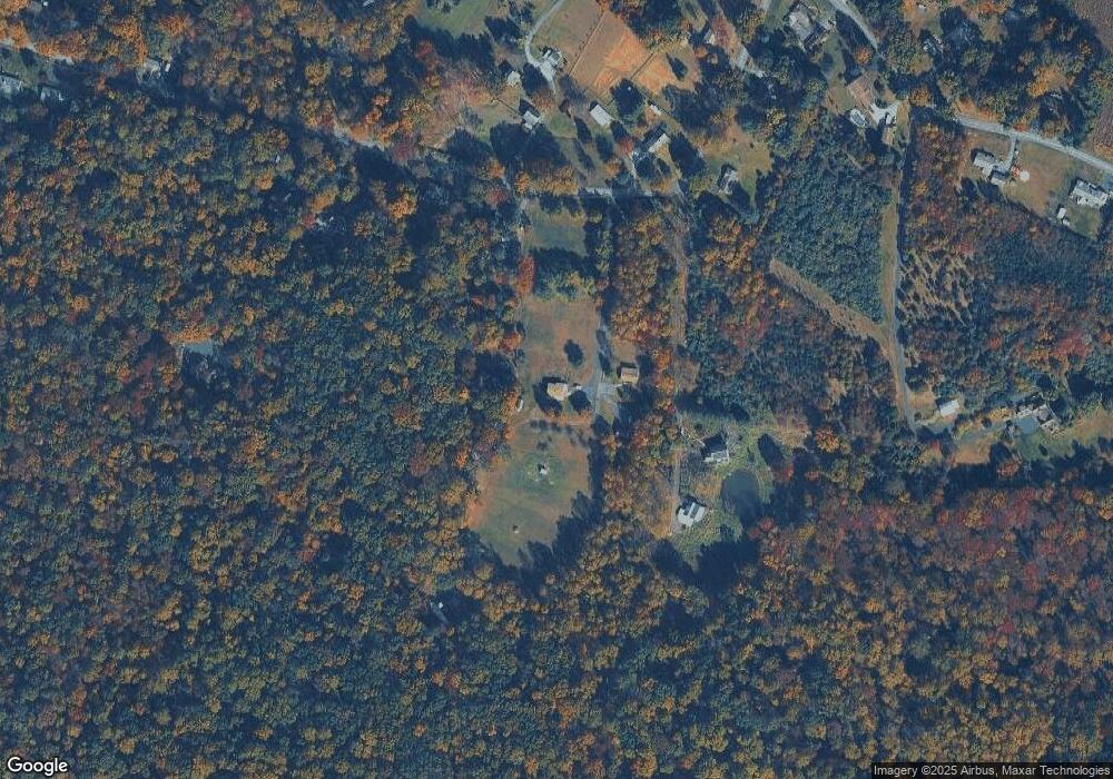 482 Sycamore Rd, Douglassville, PA 19518 - photo 1