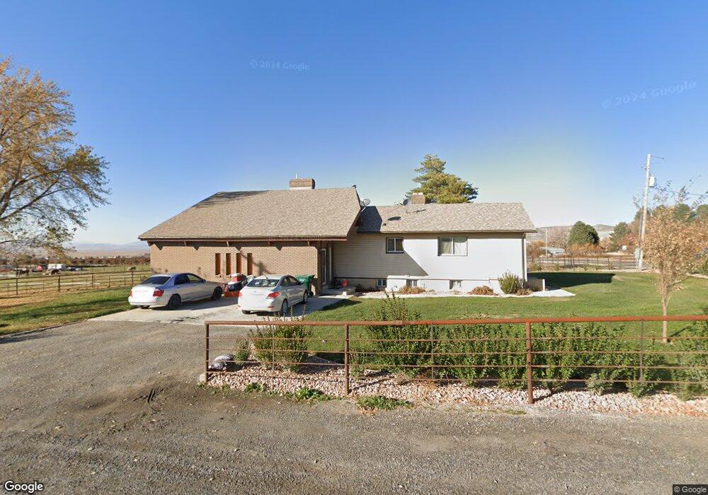 11 N 800 E unit 2, Genola, UT 84655 - photo 1