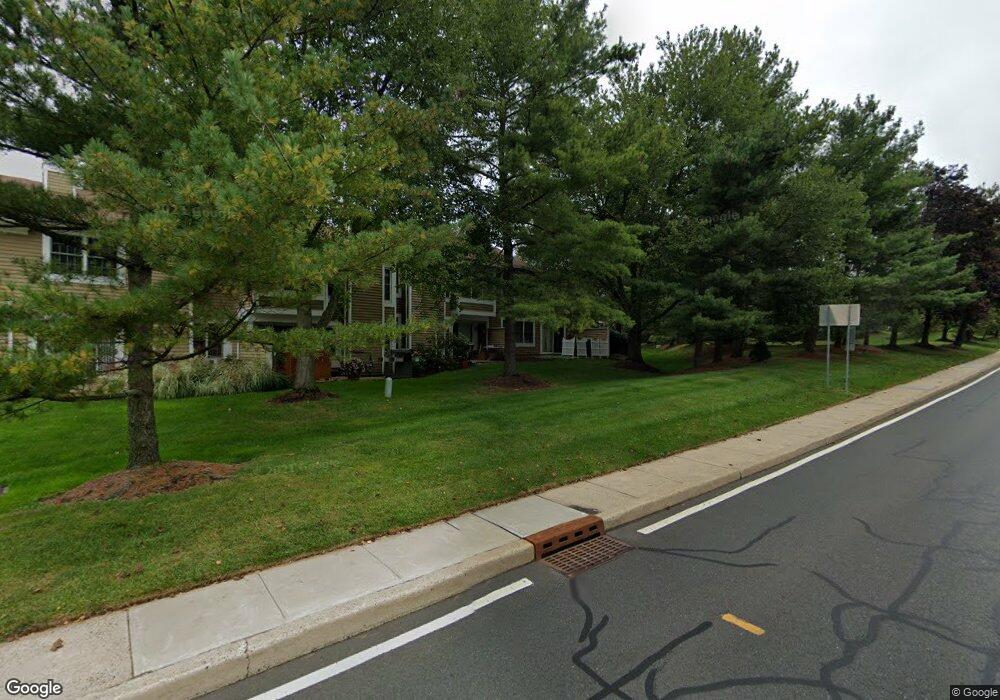 10 Cambridge Rd, Bedminster, NJ 07921 - photo 1