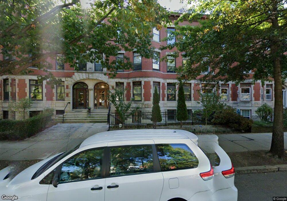 1865 Beacon St unit 1   1865, Brookline, MA 02445 - photo 1