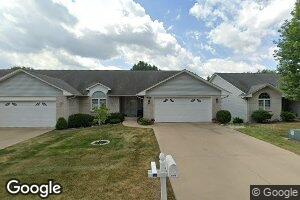 4916 Lake View Dr, Quincy, IL 62305
