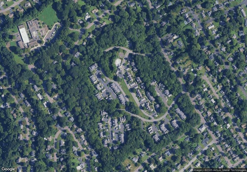 94 Roberton Crossing, Fairfield, CT 06825 - photo 1