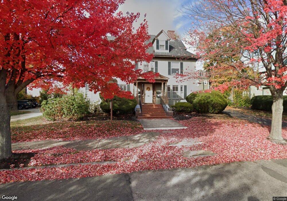 13 Chestnut St unit 2, Wakefield, MA 01880 - photo 1