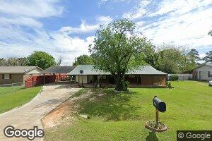 107 New St, Omega, GA 31775