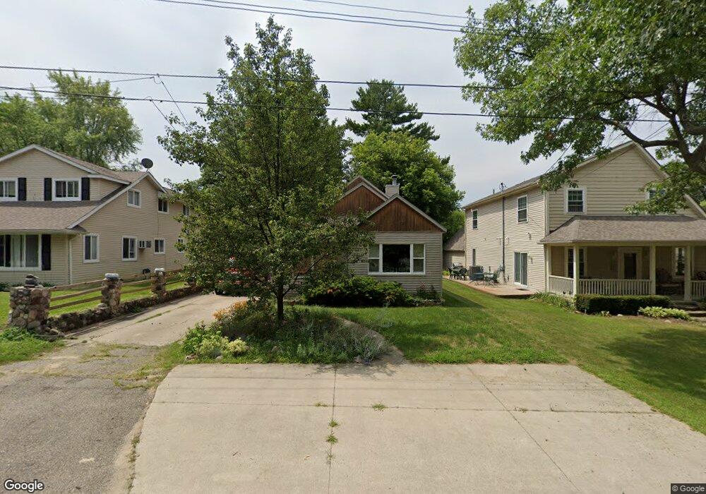 2440 Hoover Ave, West Bloomfield, MI 48324 - photo 1