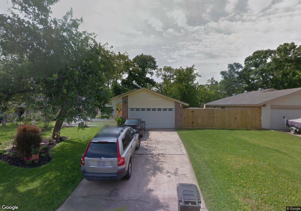 4439 Ravine Dr, Friendswood, TX 77546 - photo 1