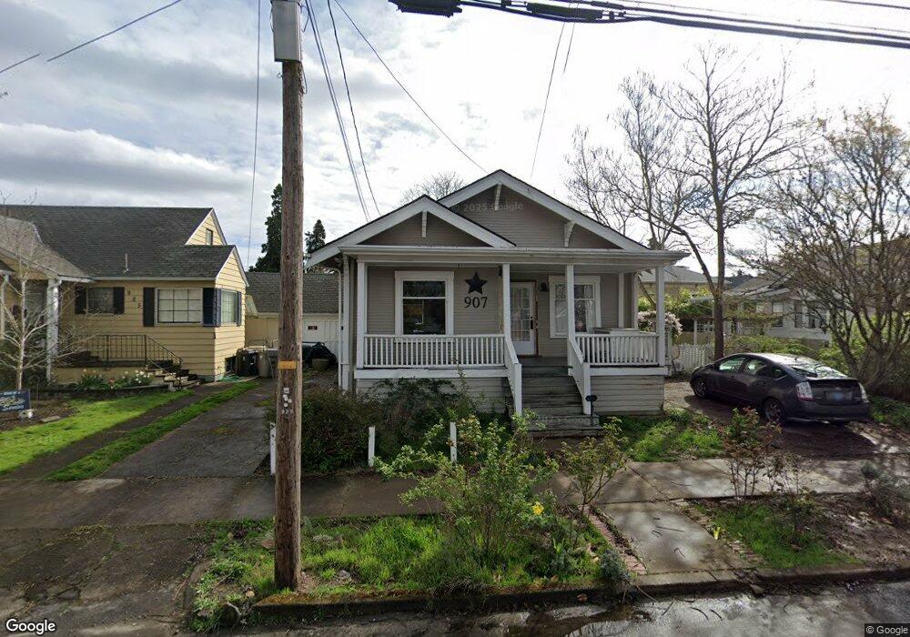 907 Calapooia St SW, Albany, OR 97321 - photo 1