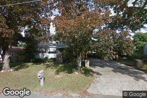 82 Rochford Cir, Springfield, MA 01128