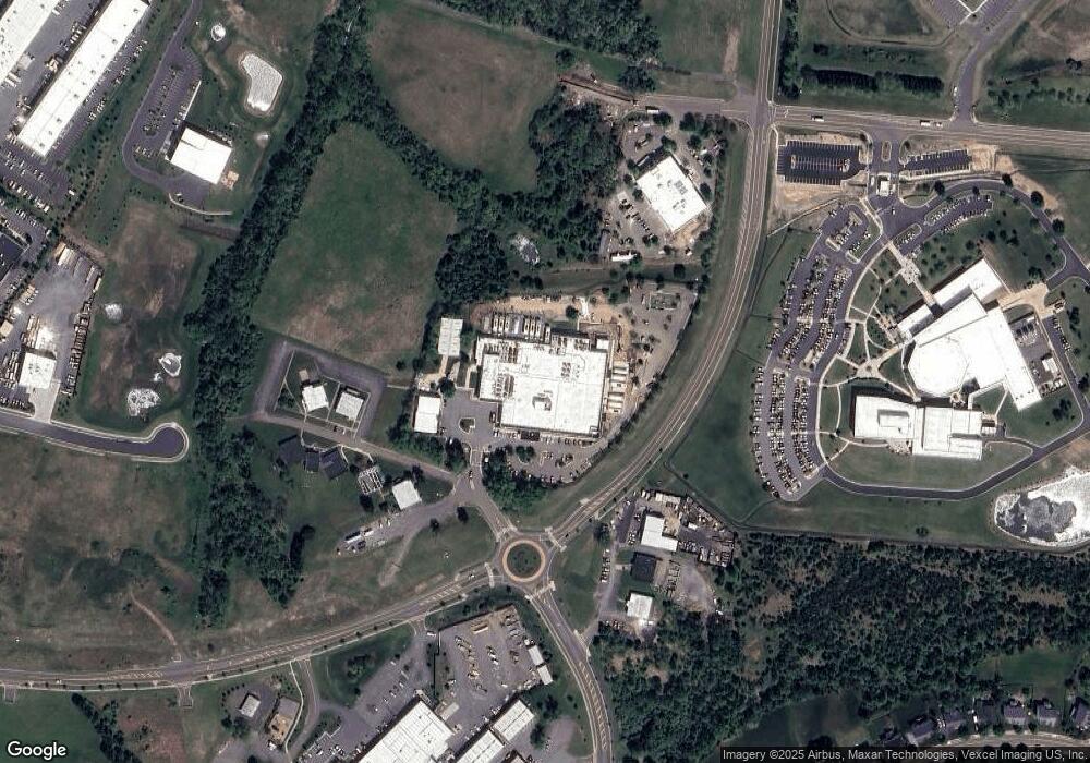 6872 Watson Ct, Warrenton, VA 20187 - photo 1