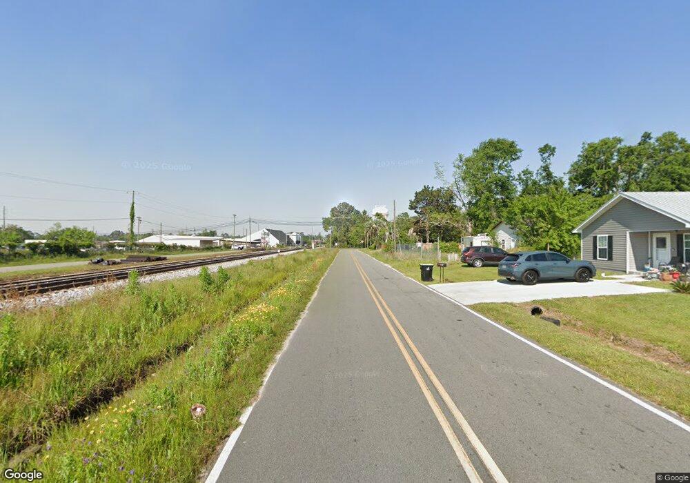 512 Hunter St E, Douglas, GA 31533 - photo 1