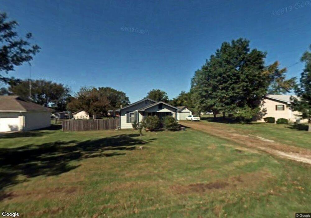 21038 Ness Rd, Parsons, KS 67357 - photo 1