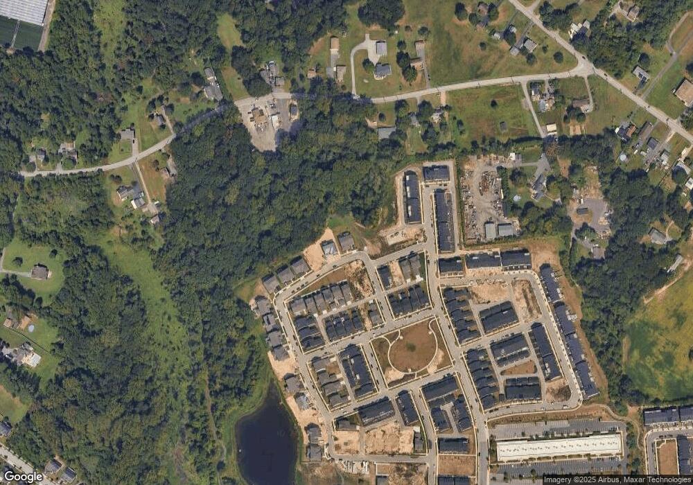 10656 Wennington St, Middle River, MD 21220 - photo 1