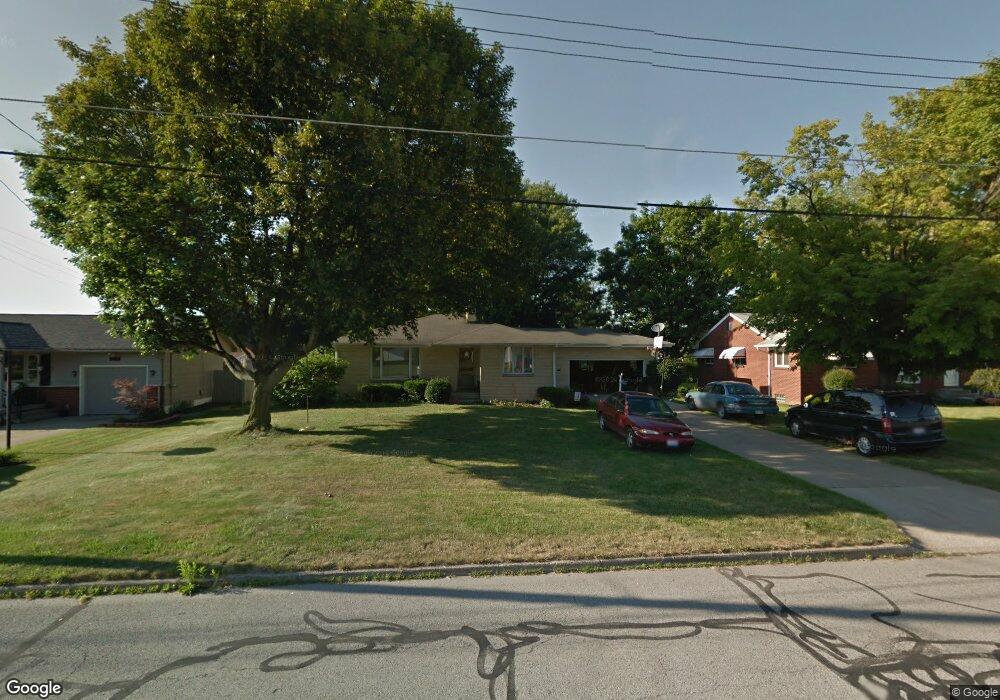 403 Edison St, Struthers, OH 44471 - photo 1