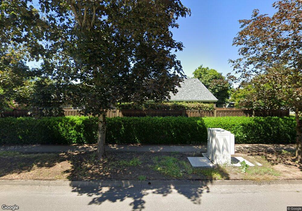 1427 Gilham Rd, Eugene, OR 97401 - photo 1