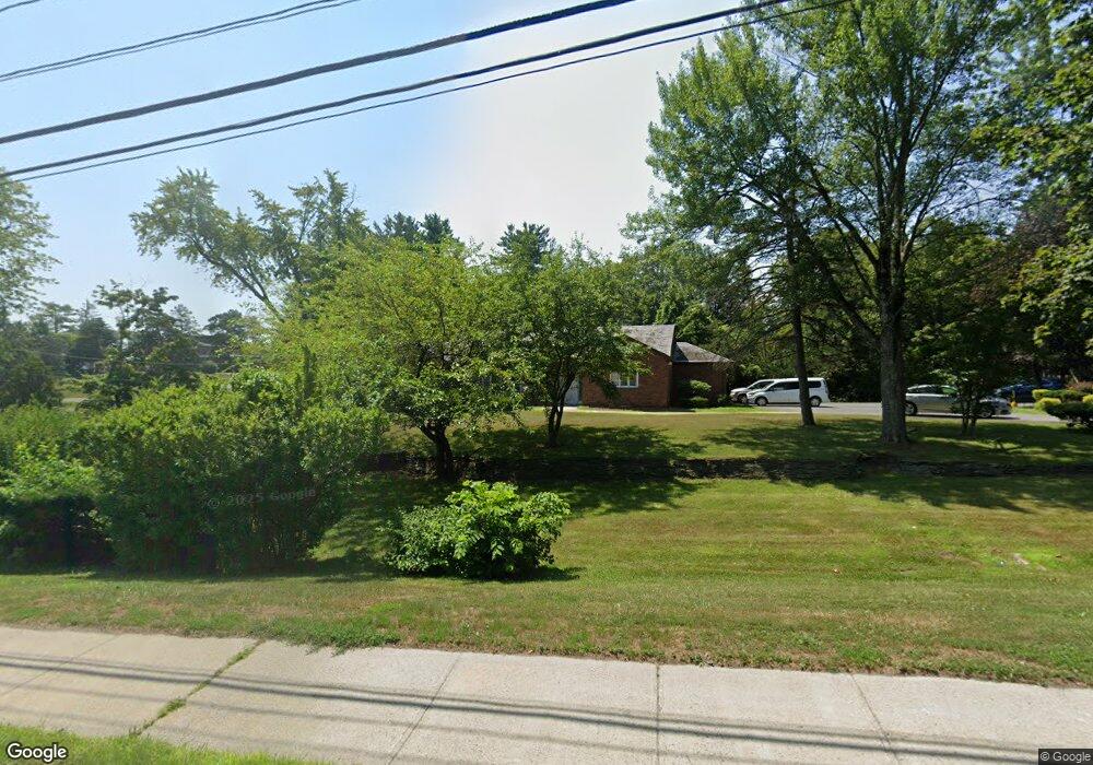 2200 Troy-Schenectady Rd, Niskayuna, NY 12309 - photo 1