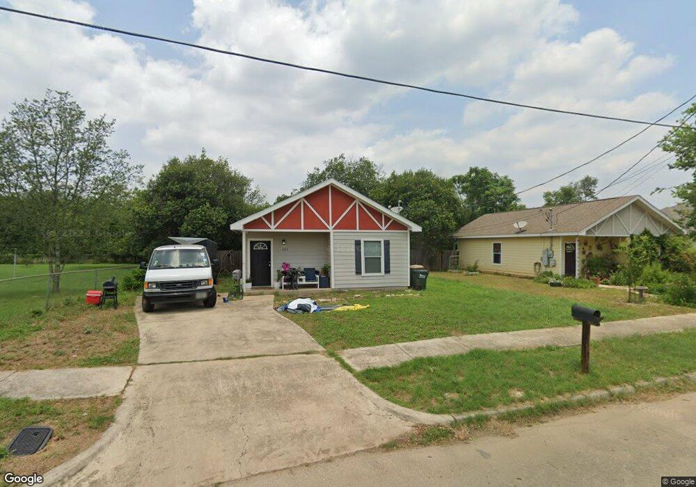 1030 Gravel St, San Marcos, TX 78666 - photo 1