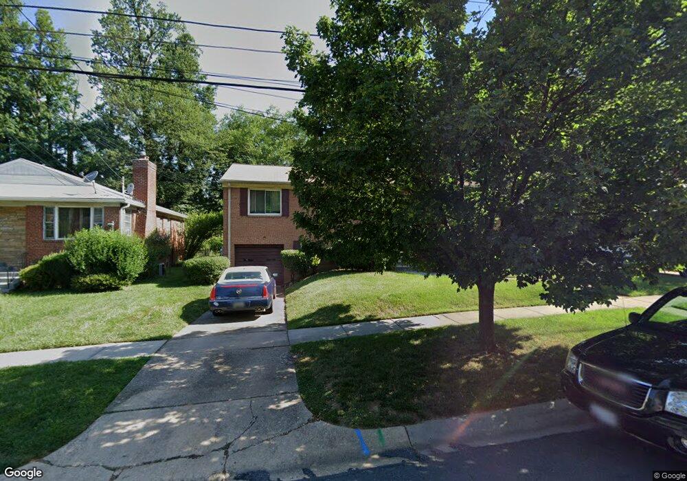 2203 Westview Dr, Silver Spring, MD 20910 - photo 1