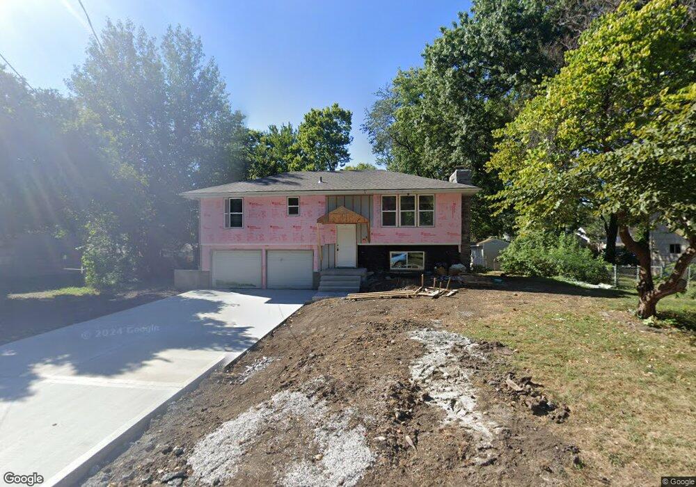 1004 NW A St, Blue Springs, MO 64015 - photo 1