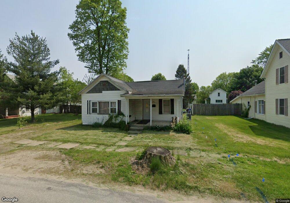 604 N Maple St, Lagrange, IN 46761 - photo 1