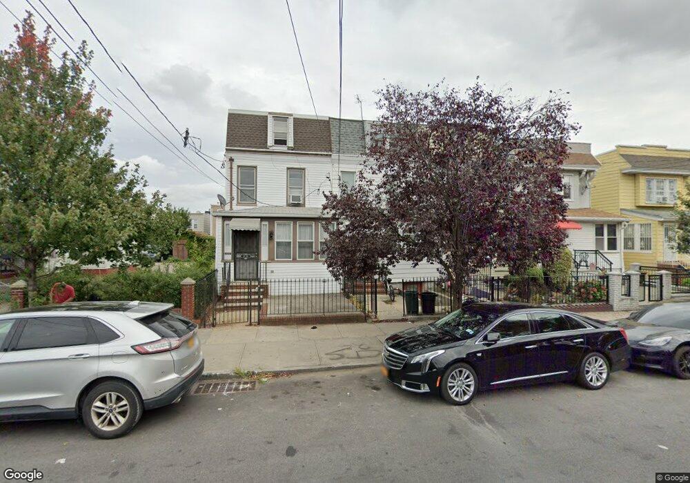 8725 111th St, Richmond Hill, NY 11418 - photo 1