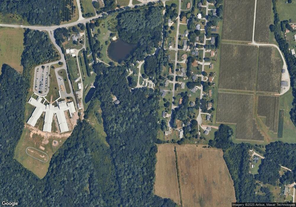 191 Red Gates Ln, Hendersonville, NC 28792 - photo 1