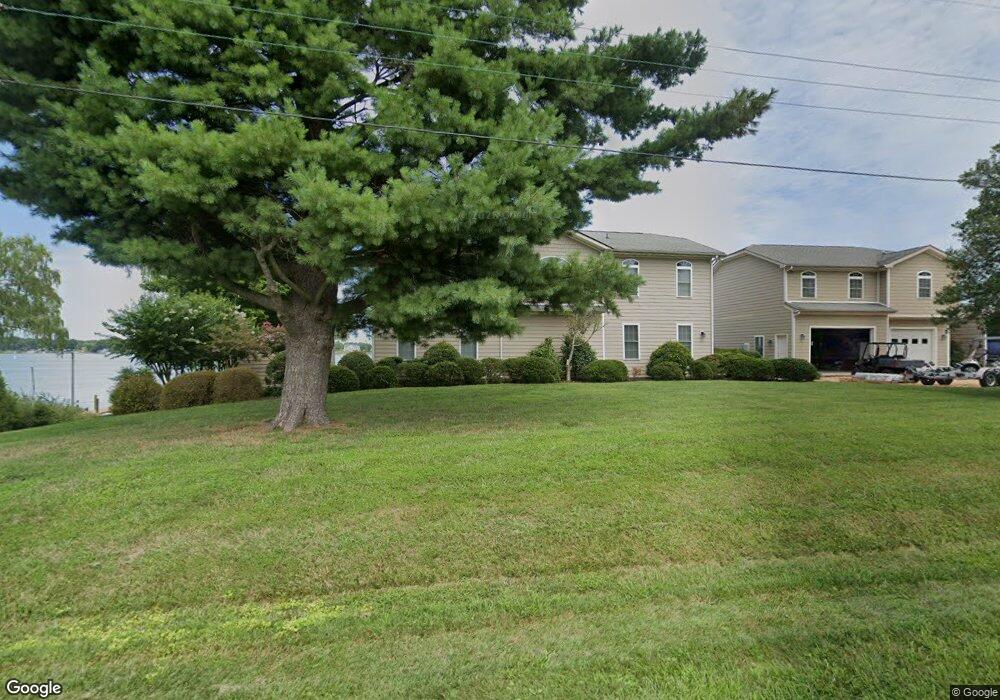 91 Gun Club Rd, Colonial Beach, VA 22443 - photo 1