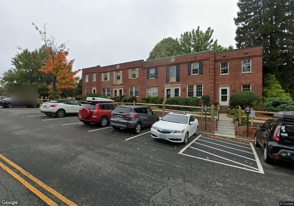 1210 S Barton St unit 324, Arlington, VA 22204 - photo 1