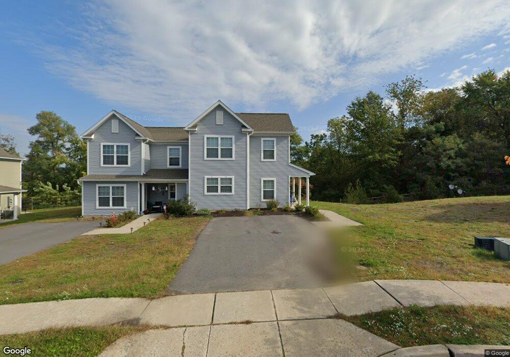 233 Sycamore Ln, Scranton, PA 18505 - photo 1