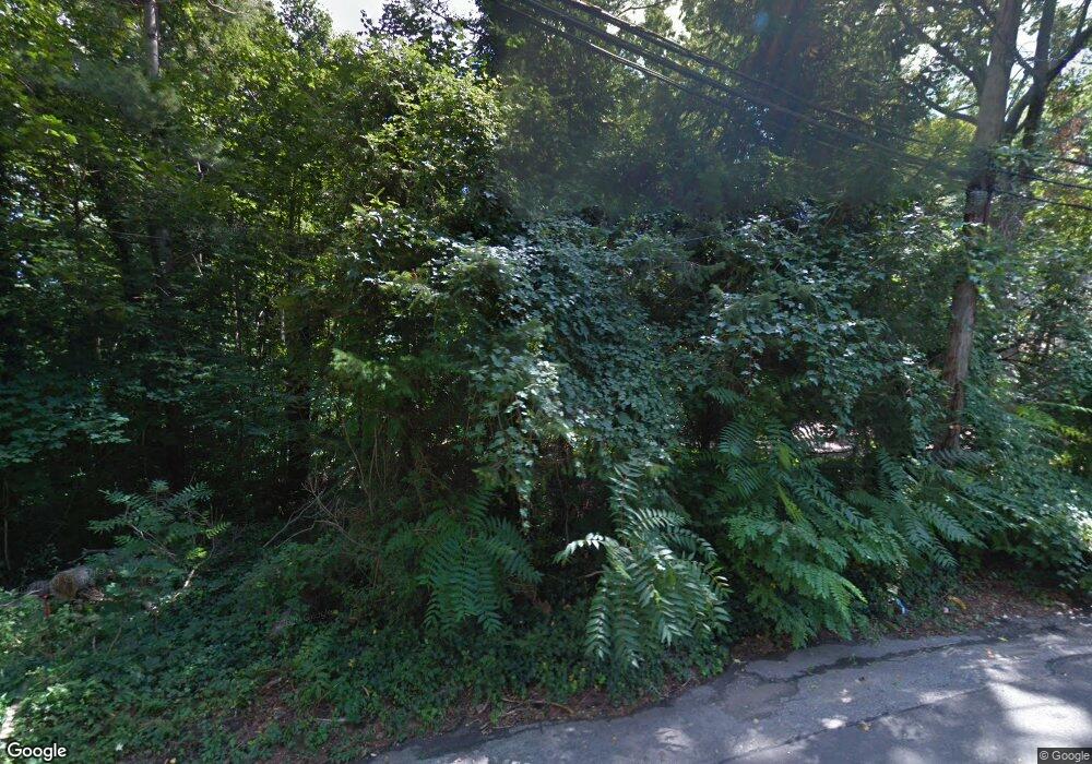 6 Soundside Ln, Glen Cove, NY 11542 - photo 1