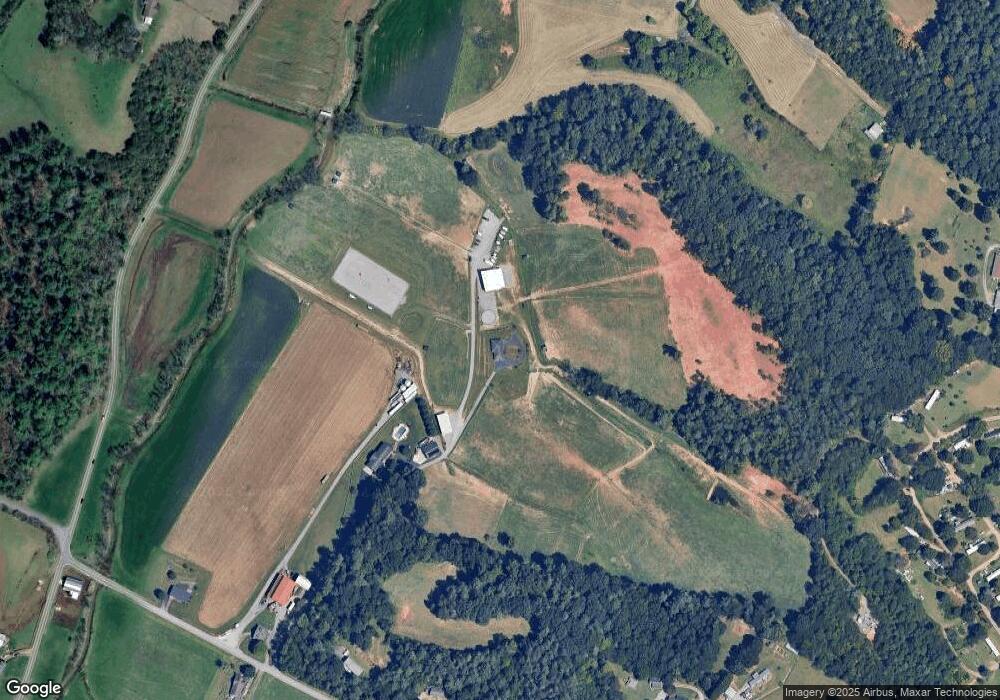 52 Chesterfield Ln, Leicester, NC 28748 - photo 1