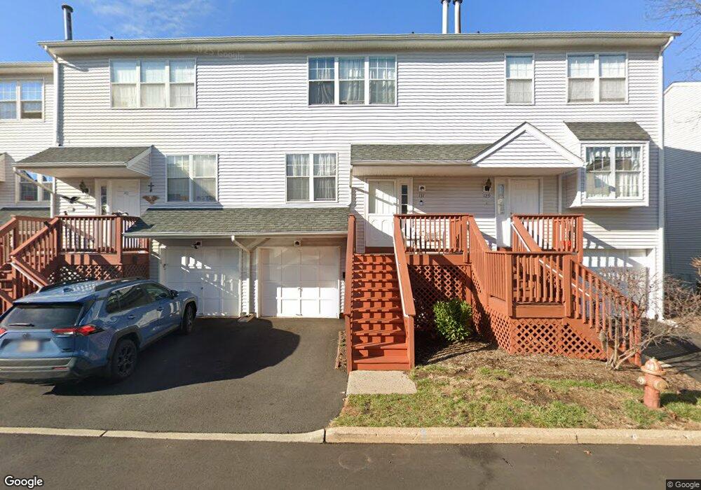 131 Lawrence St, New Brunswick, NJ 08901 - photo 1