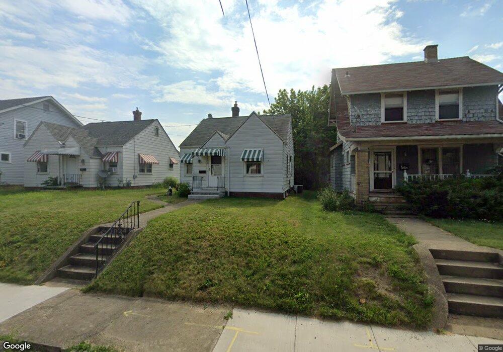 1250 Concord Ave SW, Canton, OH 44710 - photo 1