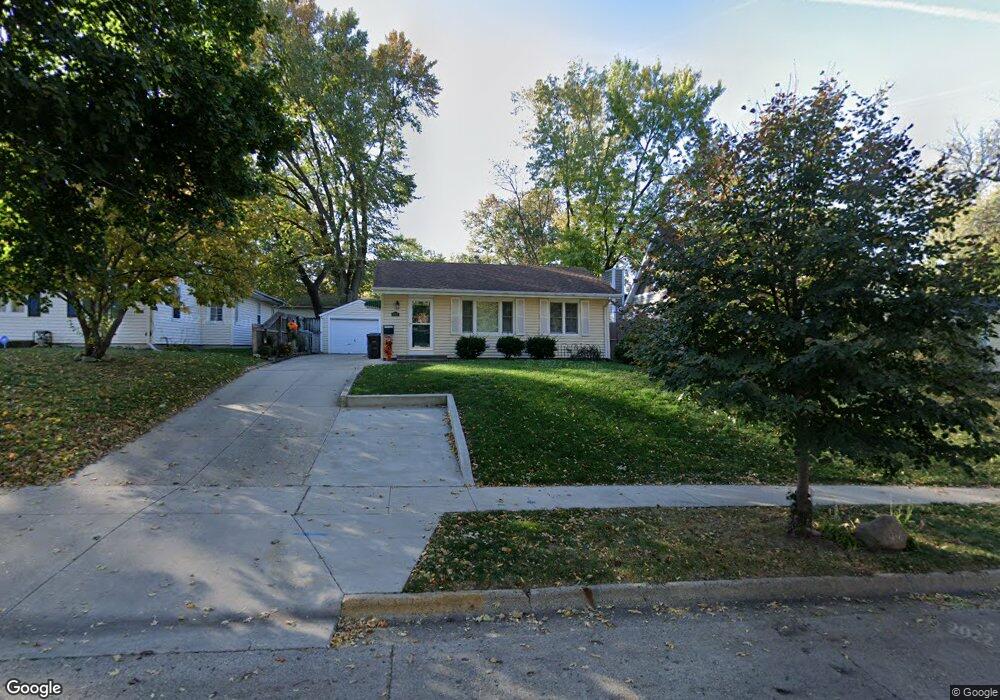 5910 Clark St, Des Moines, IA 50311 - photo 1