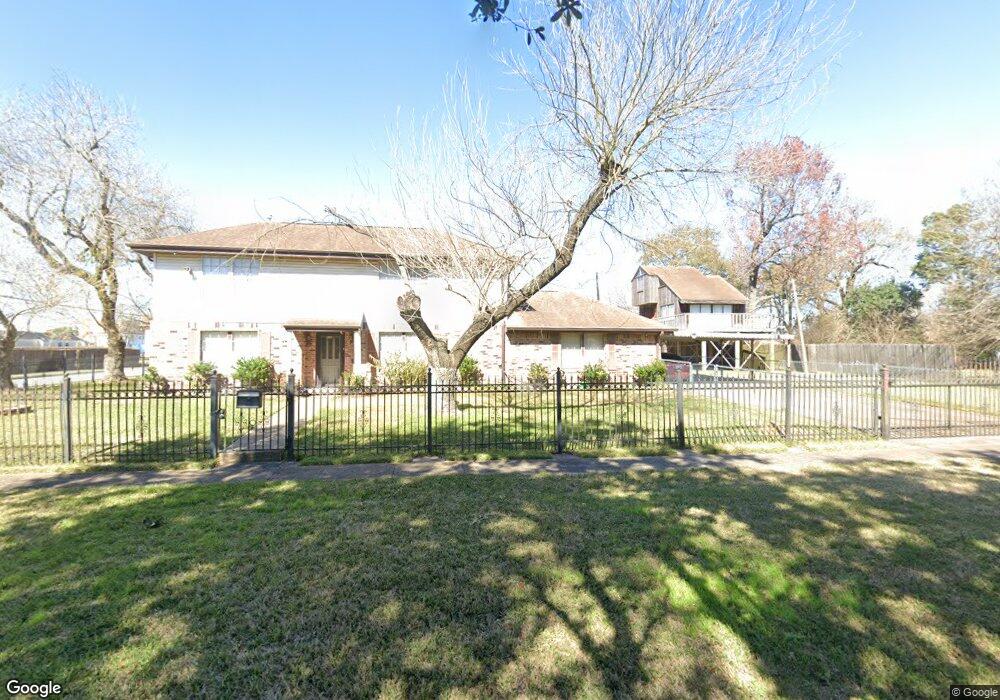 8141 Glenbrook Dr unit 1, Houston, TX 77017 - photo 1