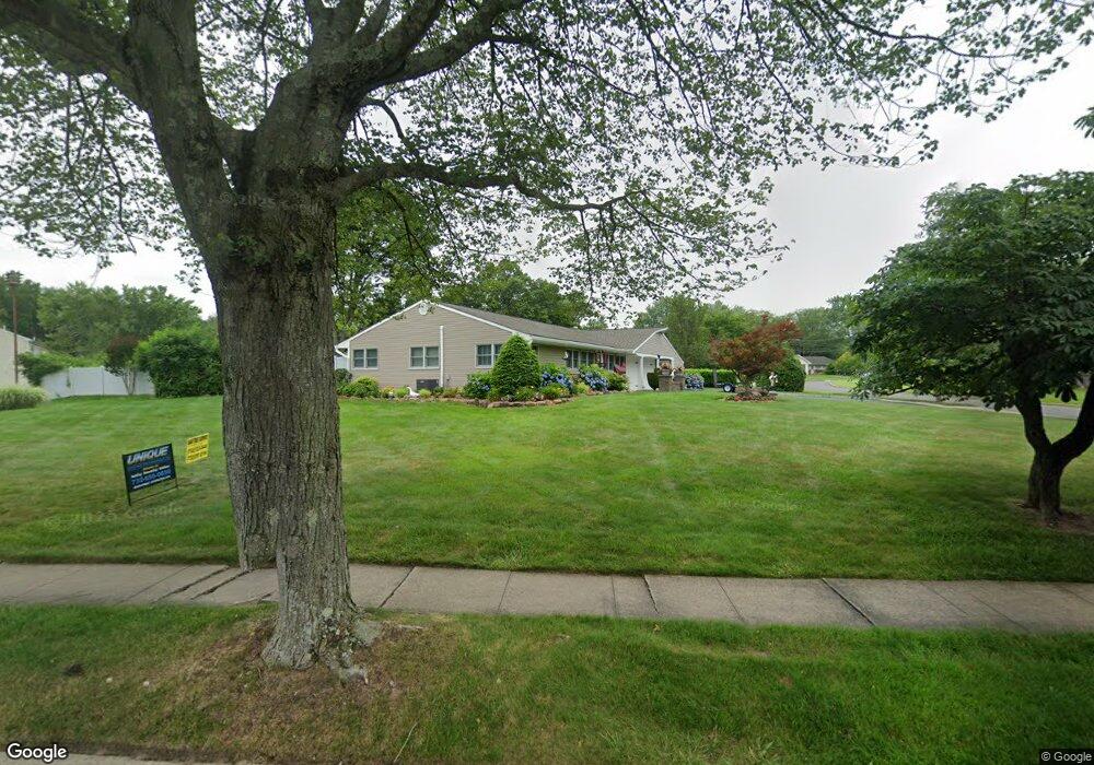 150 Kendall Rd, Kendall Park, NJ 08824 - photo 1